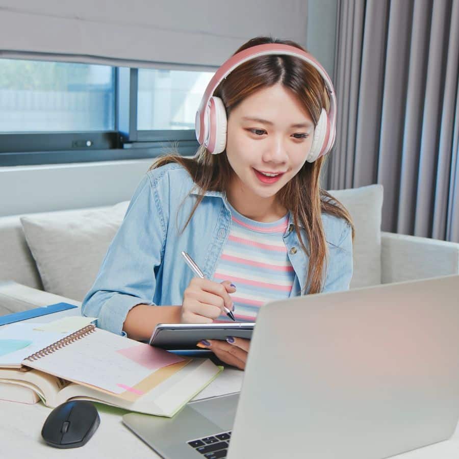 a-level tuition with top private one-on-one online and home tutors in Taiwan